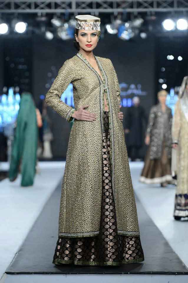 Designer Lawn Suits: Define Your Style