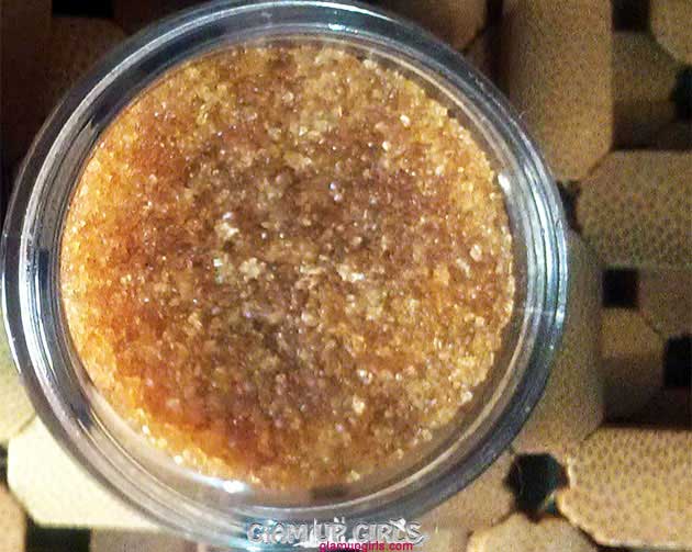 WELL-BEEING Lickable Lip Scrub - Review