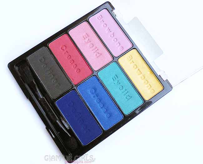 Wet n Wild Poster Child Color Icon Eyeshadow Collection - Review and Swatches 