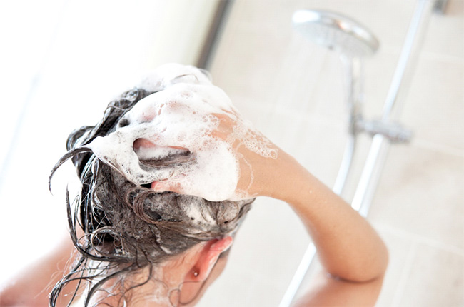 Why you Should Consider an All Natural Hair Shampoo 