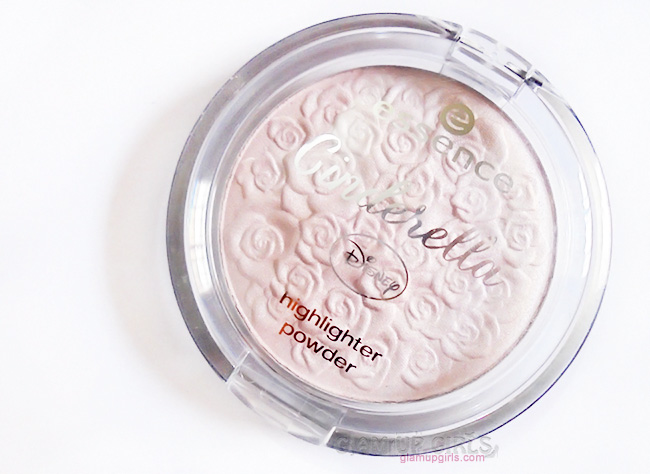 Essence Cinderella highlighter in The Glass Slipper - Review and Swatches 