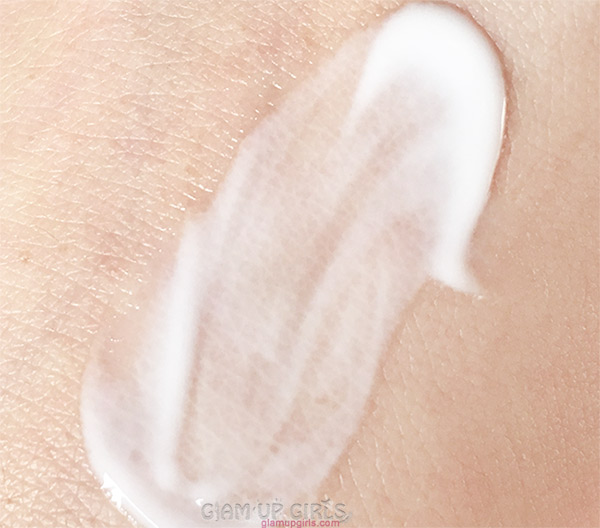 Texture of Some By Mi - AHA, BHA, PHA 30 Days Miracle Cream