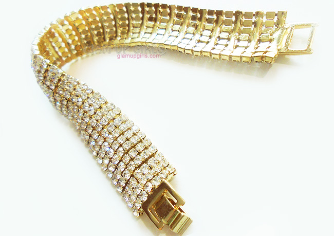 Stylish Rhinestone Bangle Bracelet Gold