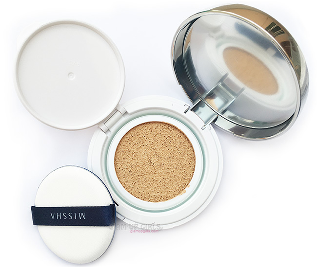 Missha M Magic Cushion SPF 50+ PA+++ Review and Swatches