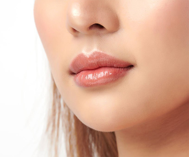 4 Simple Everyday Tips for Softer Lips  