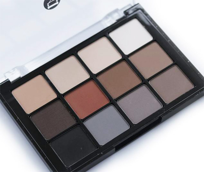 Viseart 01 Neutral Mattes Eyeshadows Palette - Review and Swatches